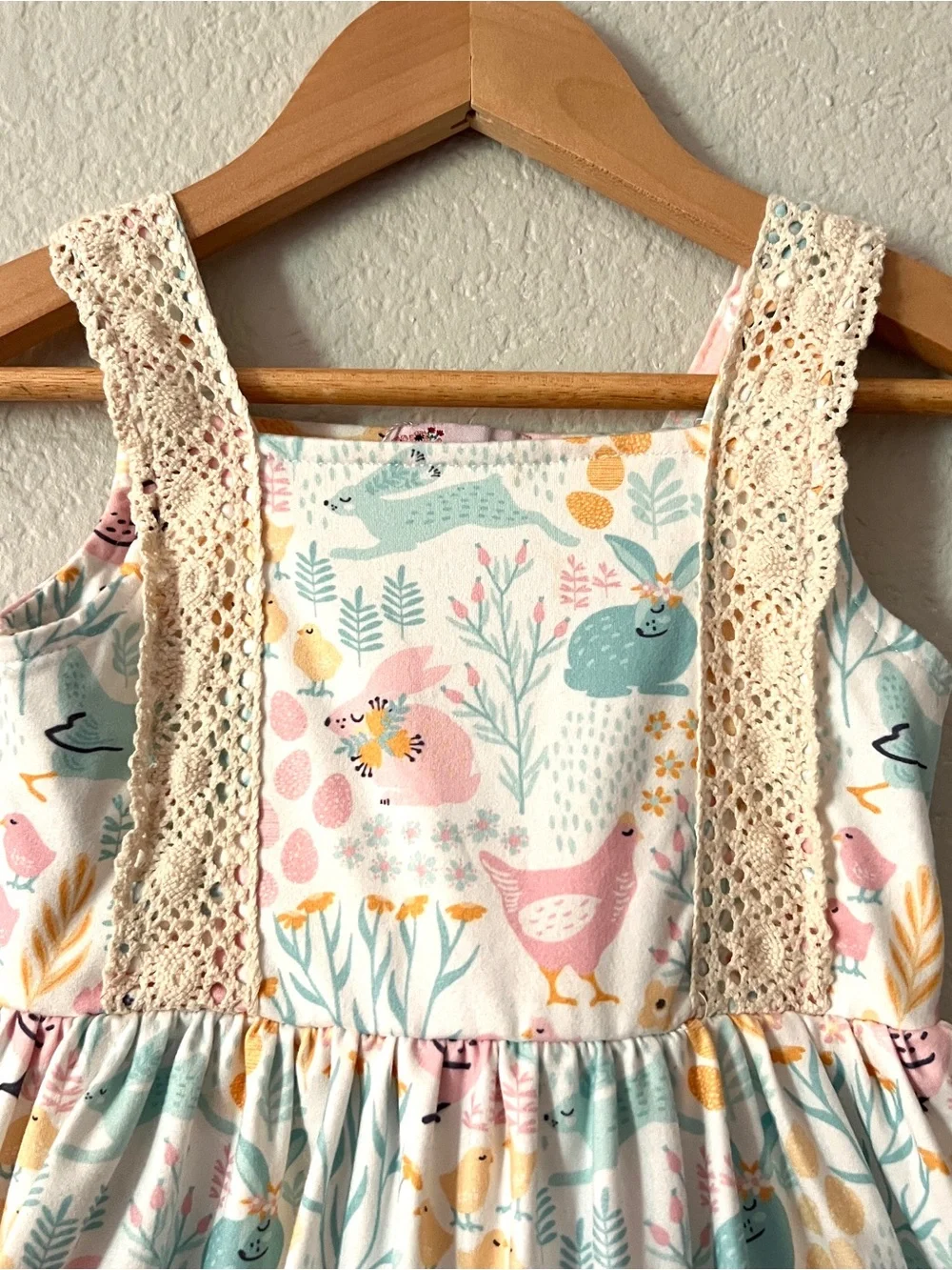 🦄 3/$36 Clover Cottage Dress Girls 2T Chicken Bunny Floral Crochet Ruffle